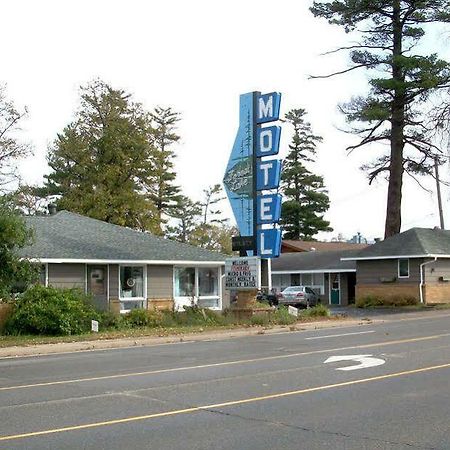 Forest Lake Motel Grand Rapids Buitenkant foto