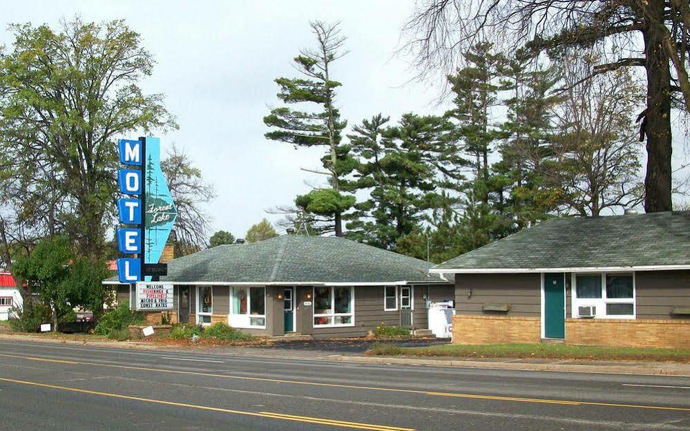 Forest Lake Motel Grand Rapids Buitenkant foto